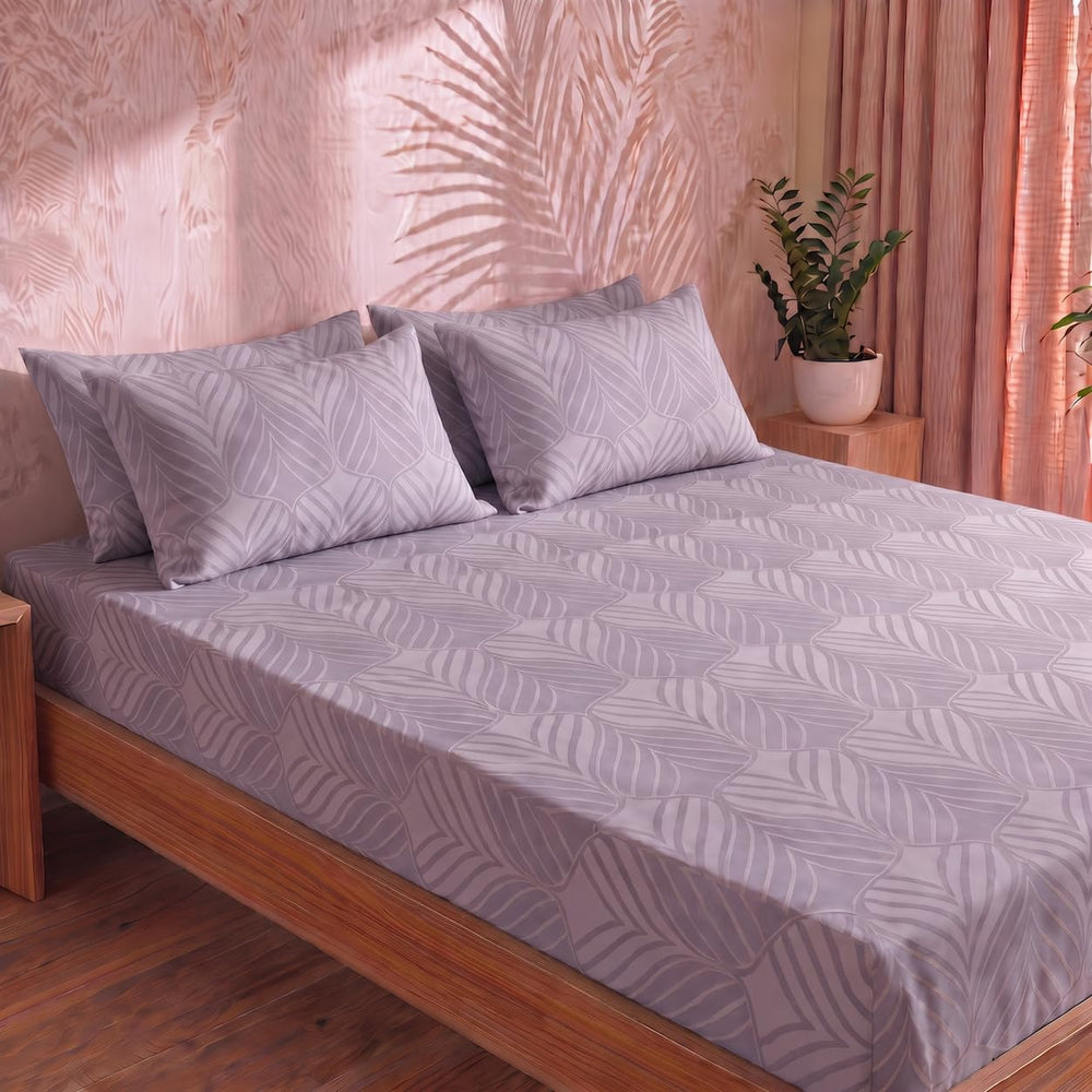 Tropical Leaf Pattern Bedsheet — Lavender