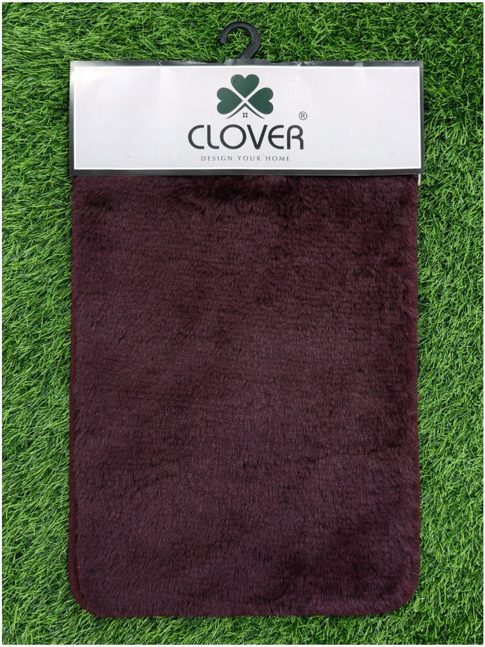DM37: Rabbit Fur Doormat