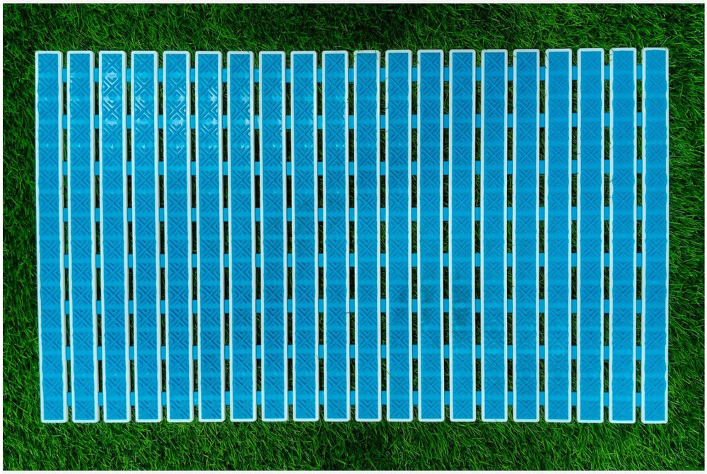 DM9: Shower Mat