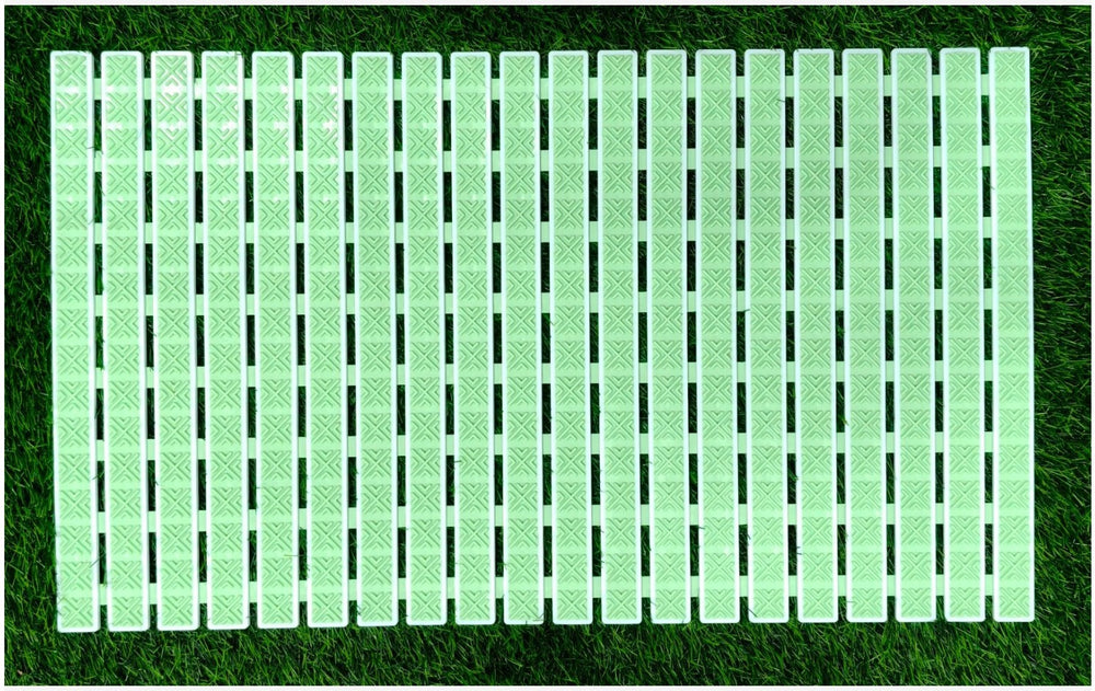 DM9: Shower Mat