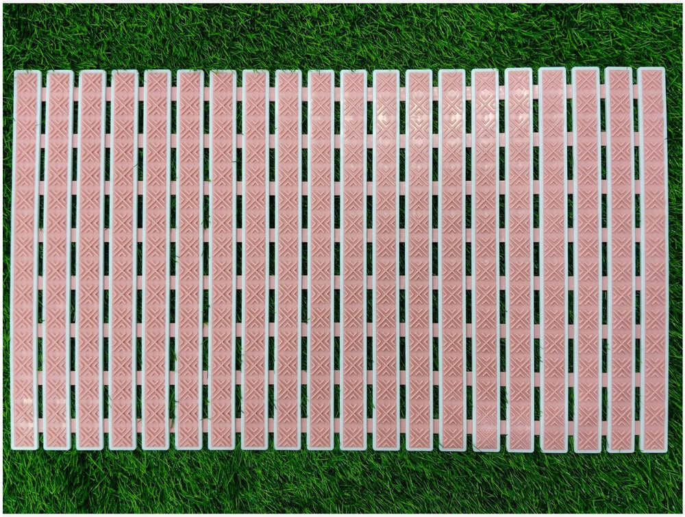 DM9: Shower Mat