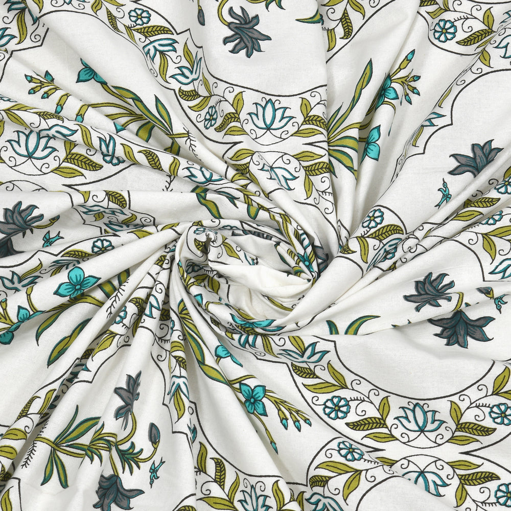 Tista 310 TC Cotton Bed Sheet with 2 Pillow Covers - Printed