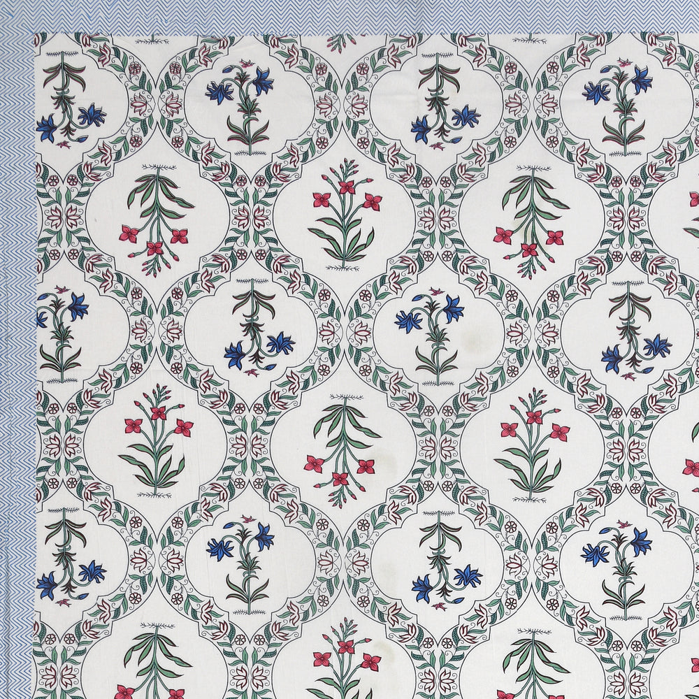 Tista 310 TC Cotton Bed Sheet with 2 Pillow Covers - Printed