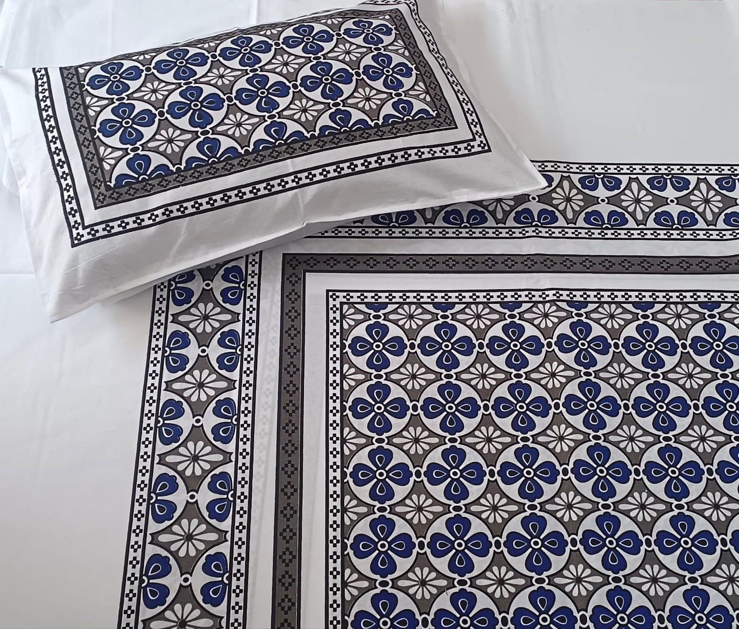 BS234: Kaleen Double Bed Sheets