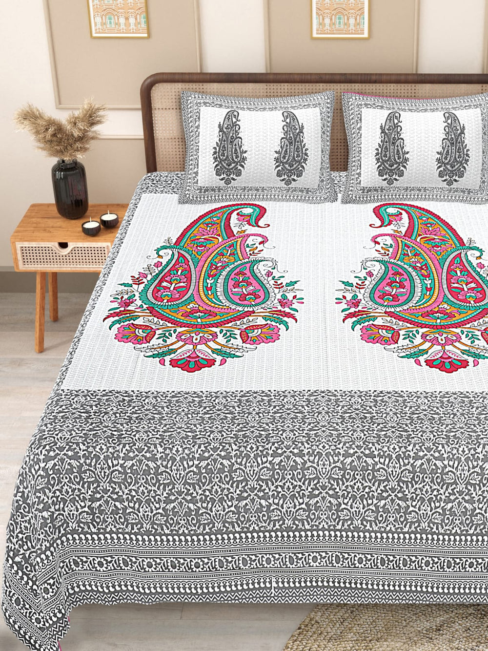 BS81: Ghoomer King Double Bed Sheets