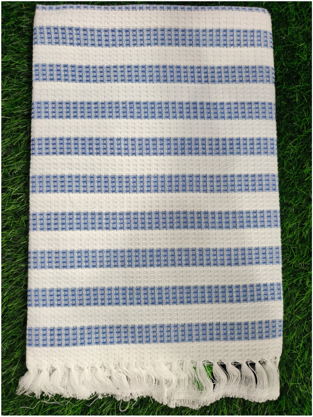 TL19: Usha Border Bath Towel